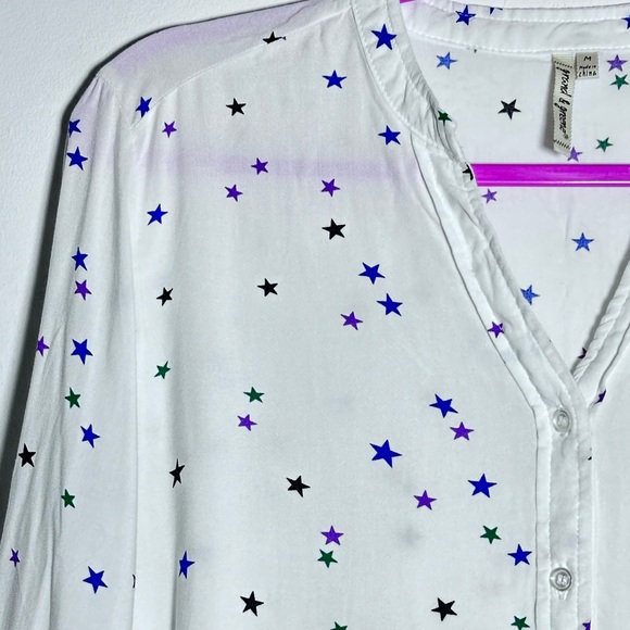 Grand & Greene White Blue Purple Star accent  Flowy Button Down Blouse Top NWOT - Picture 7 of 10